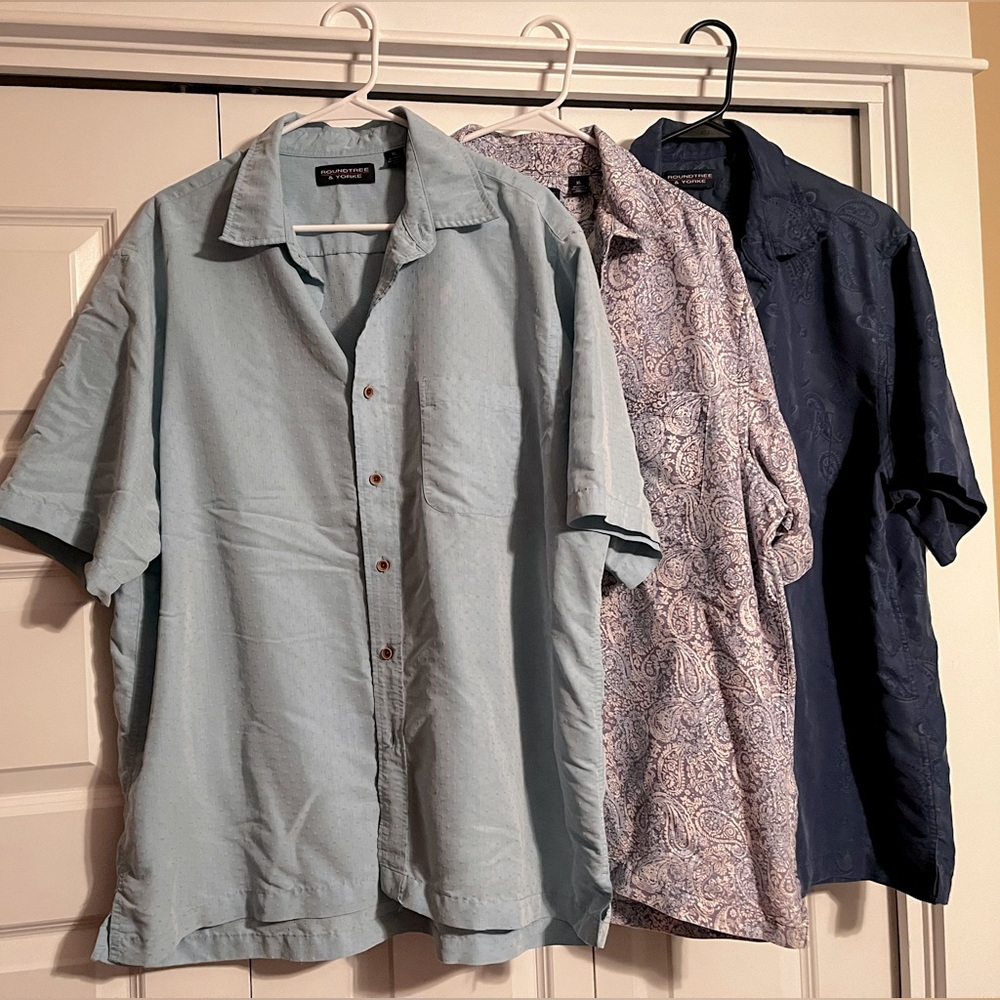 3 Roundtree & Yorke button down shirts